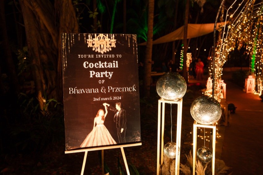 Bhavna and Przemo — the cocktail evening
