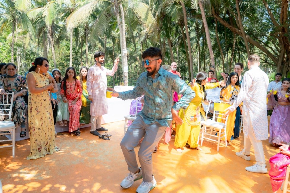 Bhavna and Przemo — the haldi ceremony