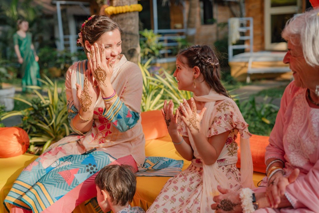 Himanshi and Christopher — the mehendi ceremony