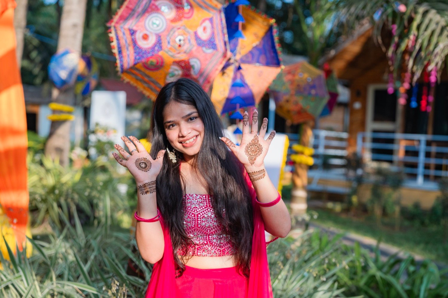 Himanshi and Christopher — the mehendi ceremony