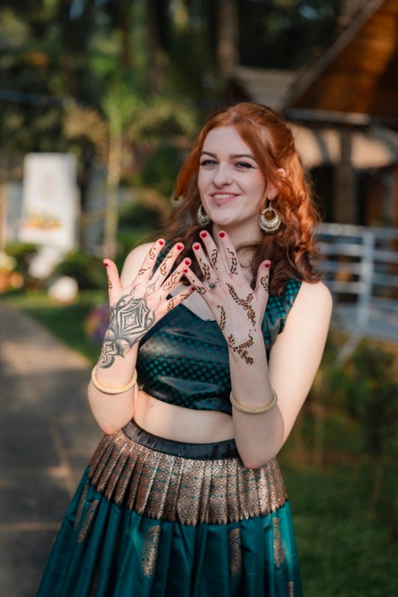 Himanshi and Christopher — the mehendi ceremony