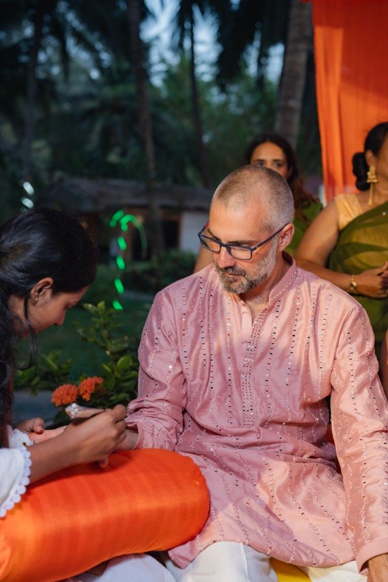 Himanshi and Christopher — the mehendi ceremony