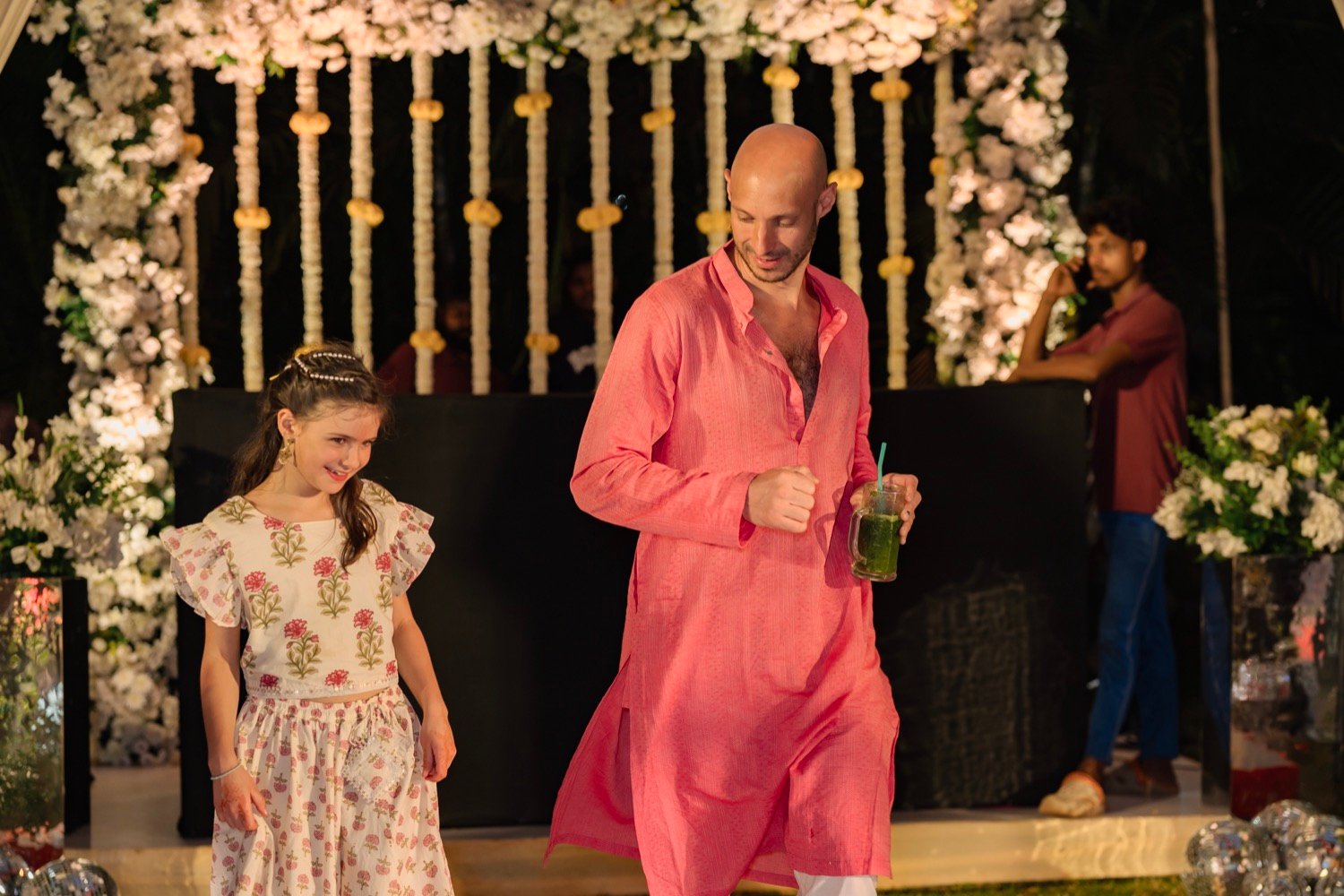 Himanshi and Christopher — the mehendi ceremony