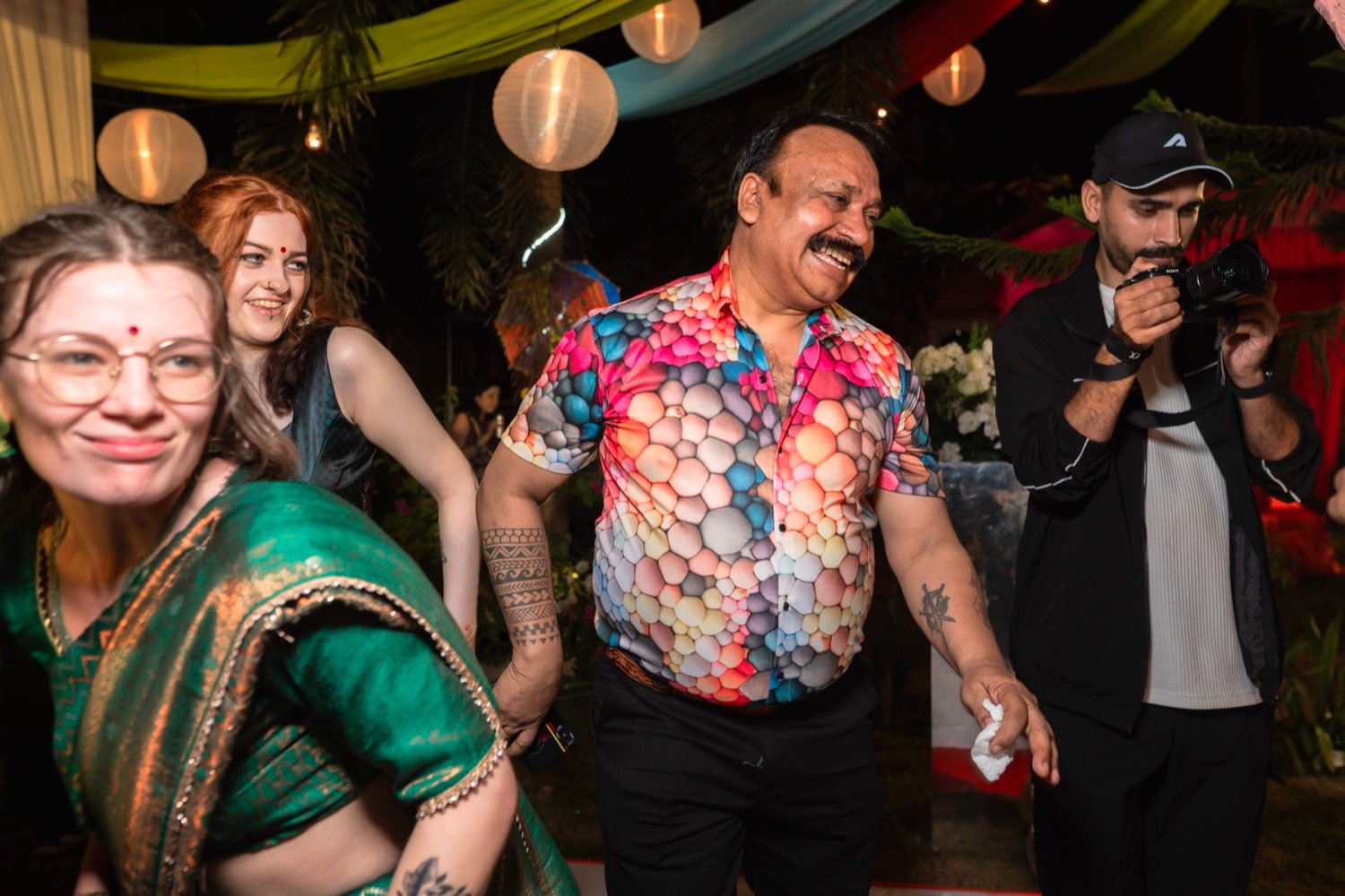 Himanshi and Christopher — the mehendi ceremony