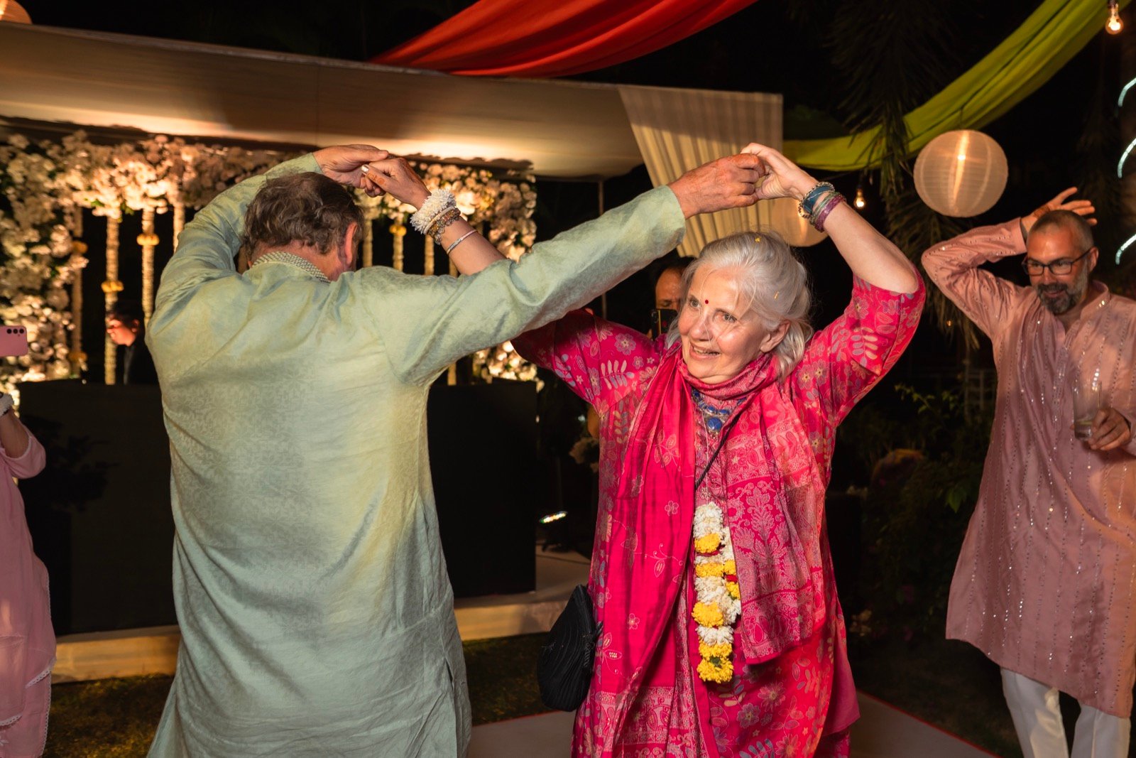 Himanshi and Christopher — the mehendi ceremony