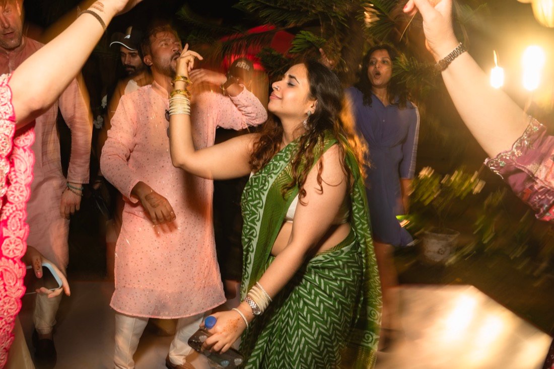 Himanshi and Christopher — the mehendi ceremony