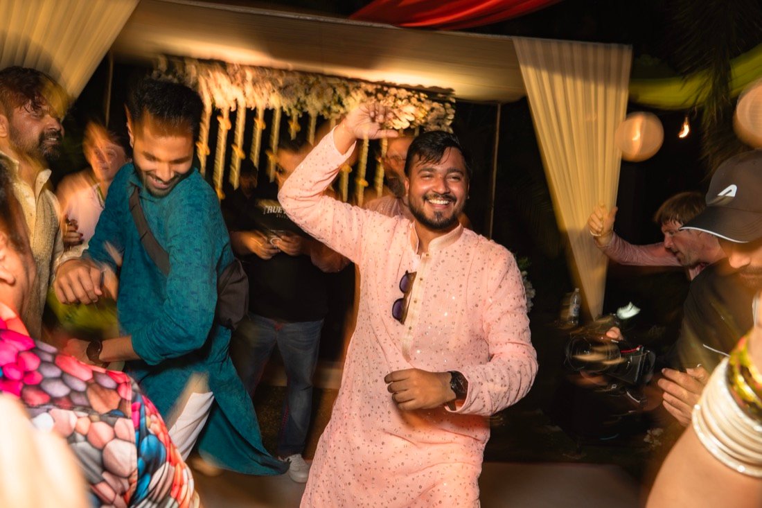 Himanshi and Christopher — the mehendi ceremony