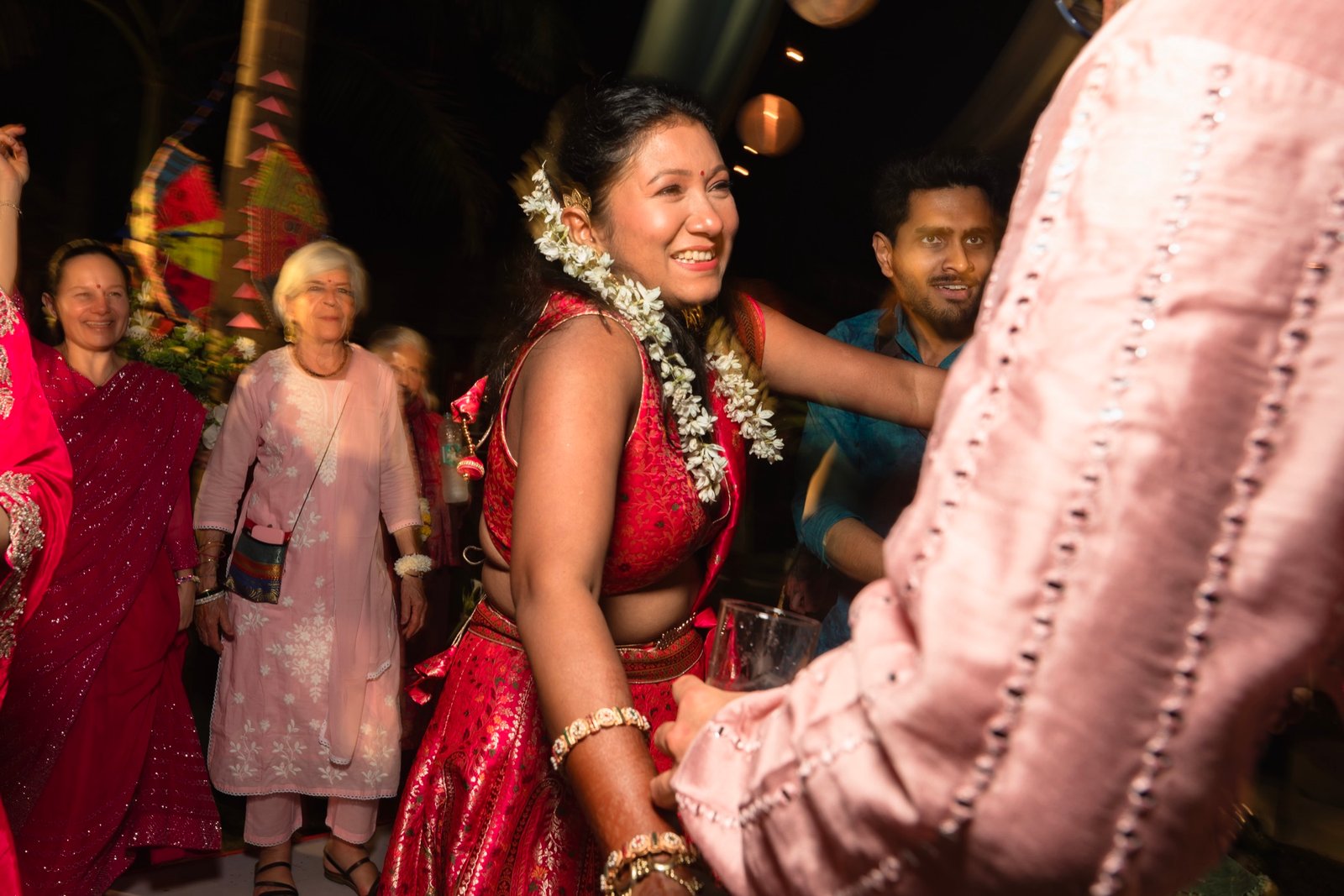 Himanshi and Christopher — the mehendi ceremony