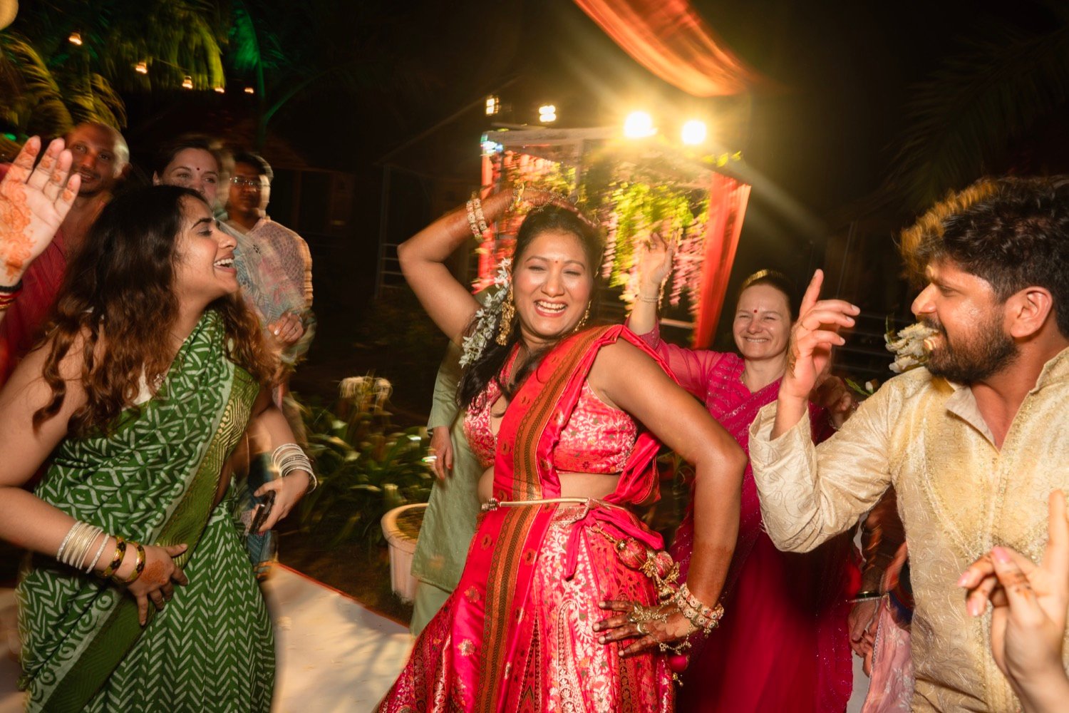 Himanshi and Christopher — the mehendi ceremony