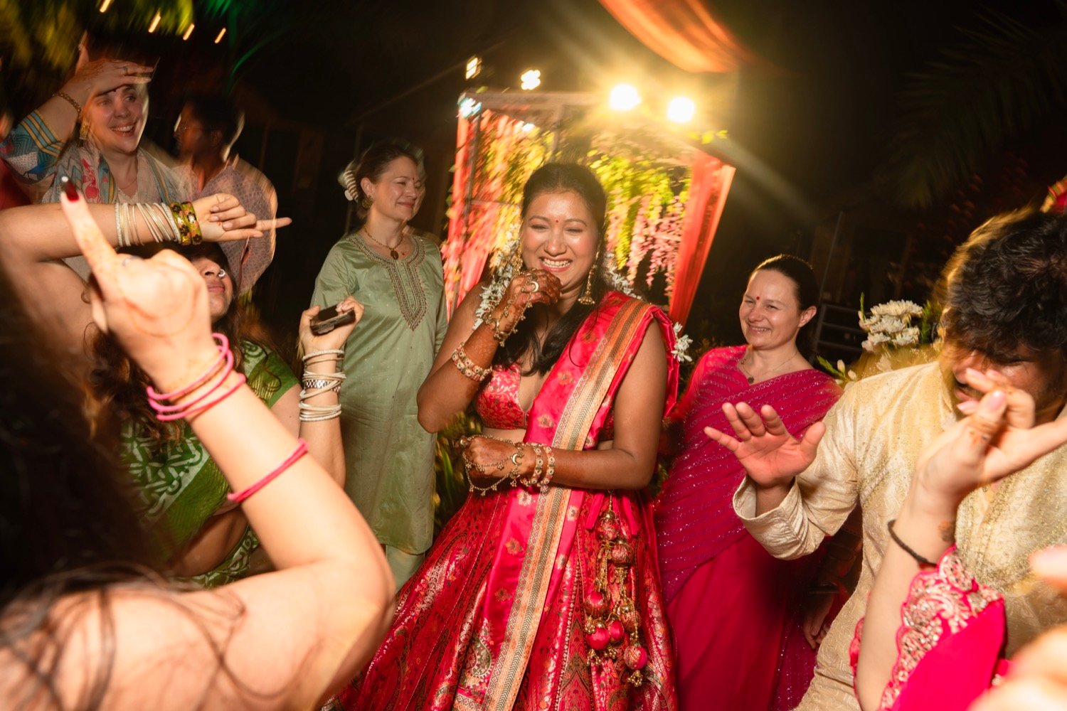 Himanshi and Christopher — the mehendi ceremony