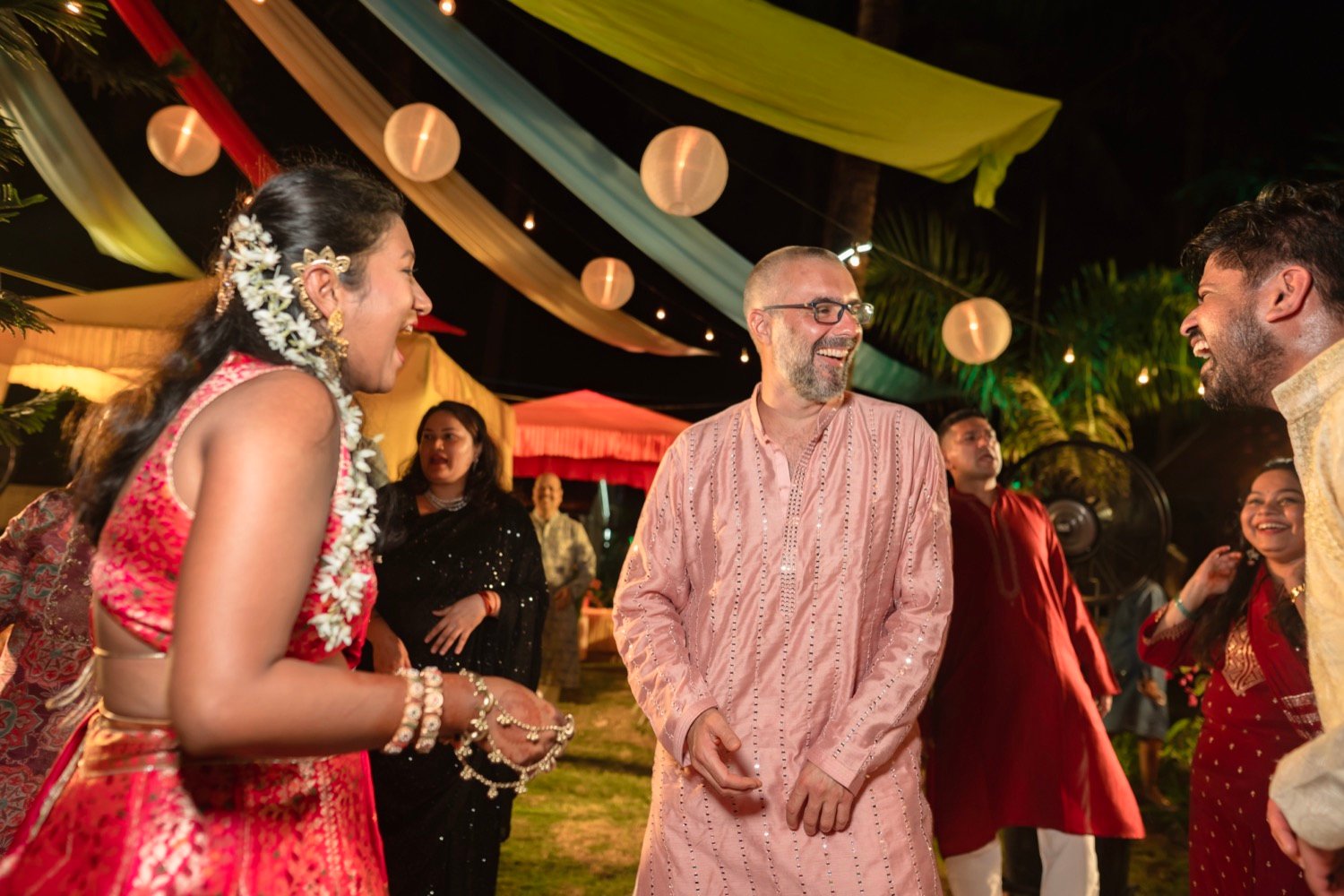 Himanshi and Christopher — the mehendi ceremony