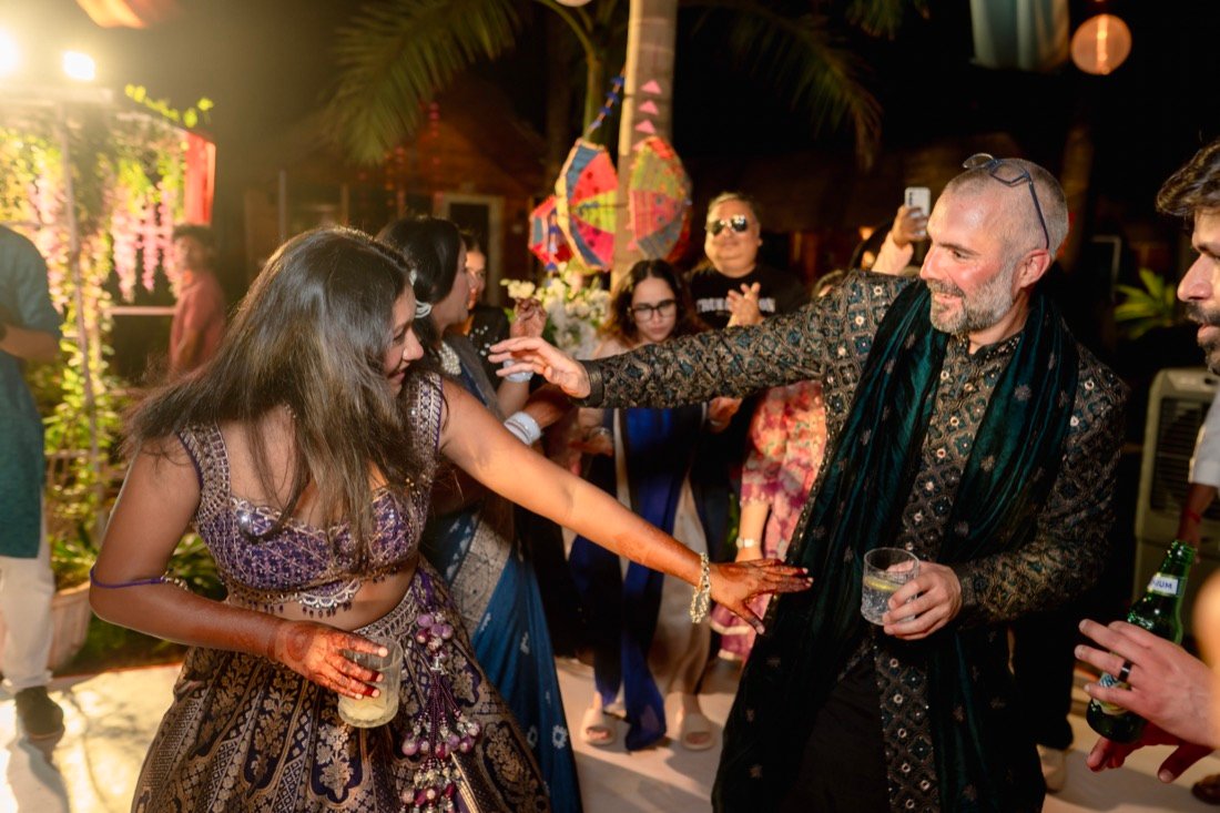 Himanshi and Christopher — the mehendi ceremony