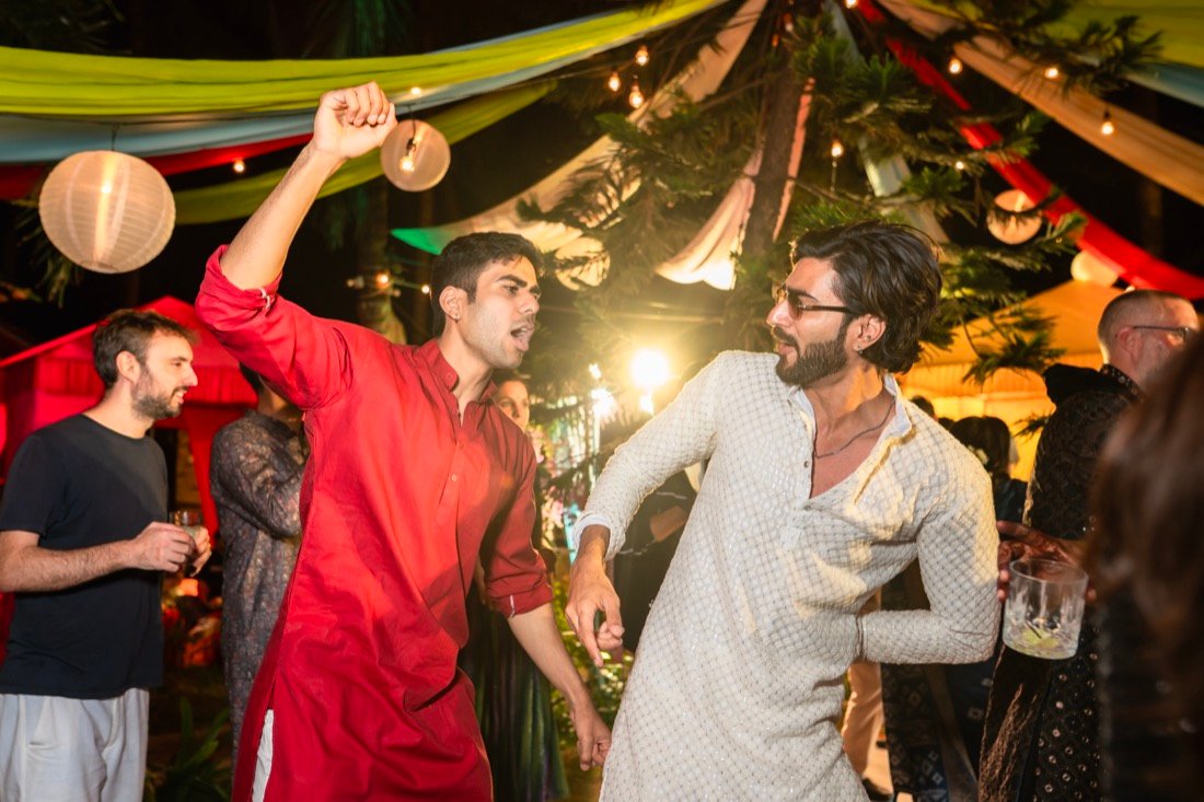 Himanshi and Christopher — the mehendi ceremony