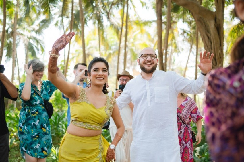 Bhavna and Przemo — the mehndi