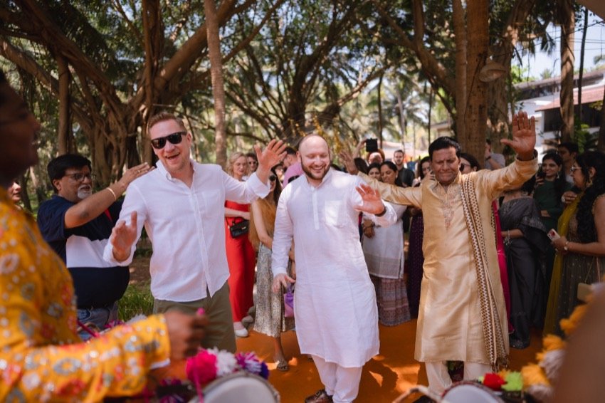 Bhavna and Przemo — the mehndi