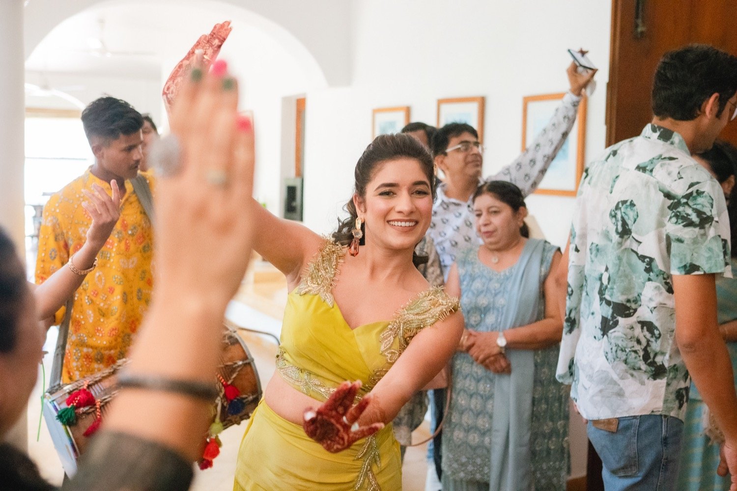 Bhavna and Przemo — the mehndi