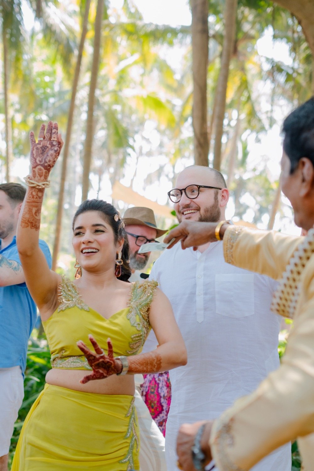 Bhavna and Przemo — the mehndi