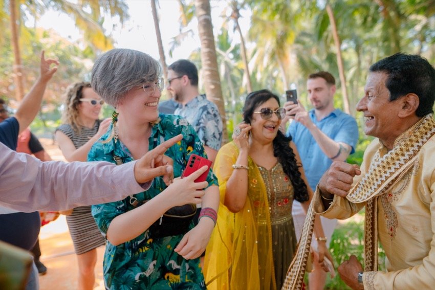 Bhavna and Przemo — the mehndi