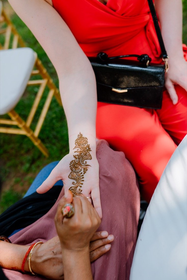 Bhavna and Przemo — the mehndi